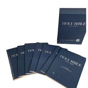 Vintage Holy Bible 7 Volume Set Giant Print KJV Red Letter PTL Club Blue Case